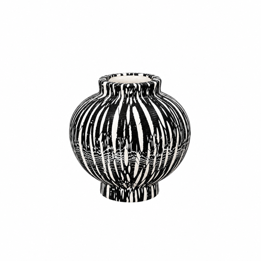 Sootjagi Moon Jar Tealight Holder B&W