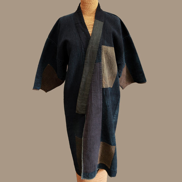 Sashiko Rodogi Coat, Japan, c.1920 – Cha May Ching Museum Boutique